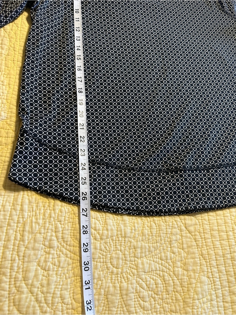 Womens Black & White Geometric 3/4 Sleeve Top - Picture 5 of 5